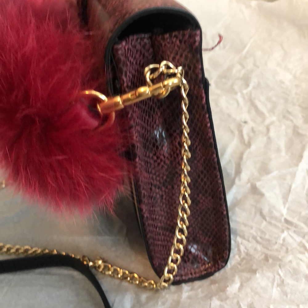 Neiman Marcus crossbody bag *HP* - Picture 5 of 6